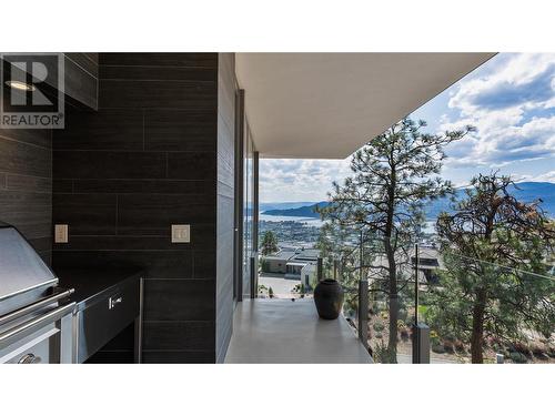 764 Rockcliffe Place, Kelowna, BC - 