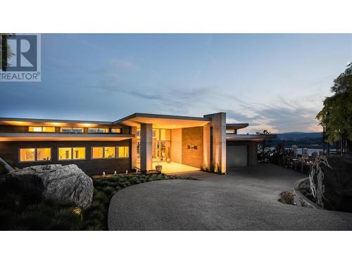 764 Rockcliffe Place, Kelowna, BC - Outdoor