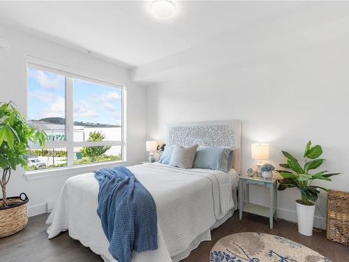 244-920 Reunion Ave, Langford, BC - Indoor Photo Showing Bedroom