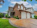 36 Walnut Grove Crescent, Richmond Hill, ON  - Outdoor With Facade 