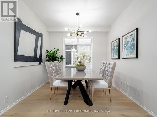 36 Walnut Grove Crescent, Richmond Hill, ON - Indoor Photo Showing Dining Room