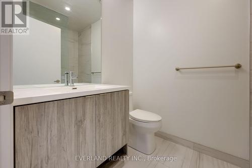 1108 - 138 Downes Street, Toronto (Waterfront Communities), ON - Indoor Photo Showing Bathroom