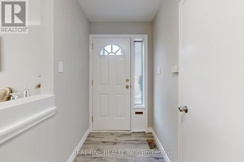 173 Sussex Avenue, Richmond Hill, ON - Indoor Photo Showing Other Room