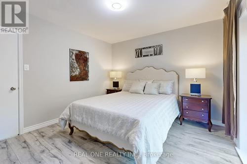 173 Sussex Avenue, Richmond Hill, ON - Indoor Photo Showing Bedroom