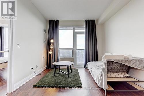 3821 - 5 Sheppard Avenue E, Toronto, ON - Indoor Photo Showing Bedroom