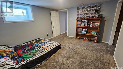 460 4Th Avenue Nw, Swift Current, SK - Indoor Photo Showing Bedroom