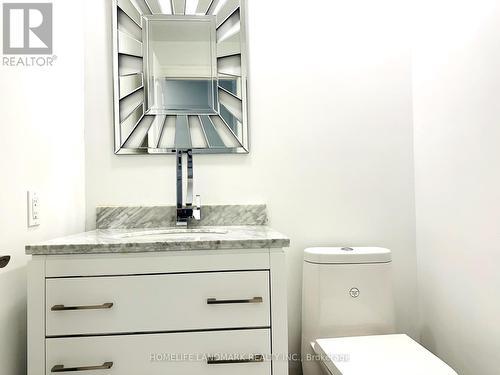 125 Bannatyne Drive, Toronto (St. Andrew-Windfields), ON - Indoor Photo Showing Laundry Room