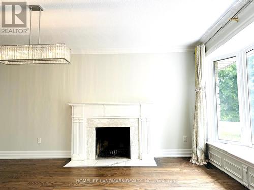 125 Bannatyne Drive, Toronto (St. Andrew-Windfields), ON - Indoor With Fireplace