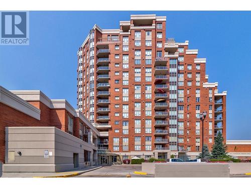 1160 Bernard Avenue Unit# 305, Kelowna, BC - Outdoor With Facade