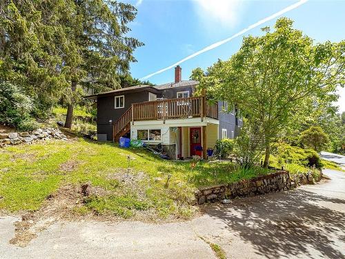 4087 Carey Rd, Saanich, BC 