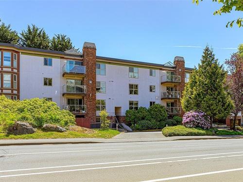 302-1217 Pandora Ave, Victoria, BC - Outdoor