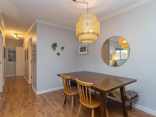 302-1217 Pandora Ave, Victoria, BC - Indoor Photo Showing Dining Room