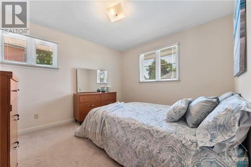 235 Elgin Street W, Arnprior, ON - Indoor Photo Showing Bedroom