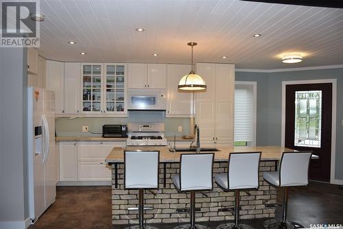 10 Mission Bay, Lebret, SK - Indoor Photo Showing Kitchen