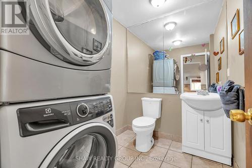 23 Bond Street, Cambridge, ON - Indoor Photo Showing Laundry Room