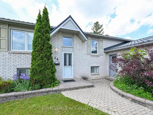 14 Robertson Rd, Essa, ON - Outdoor