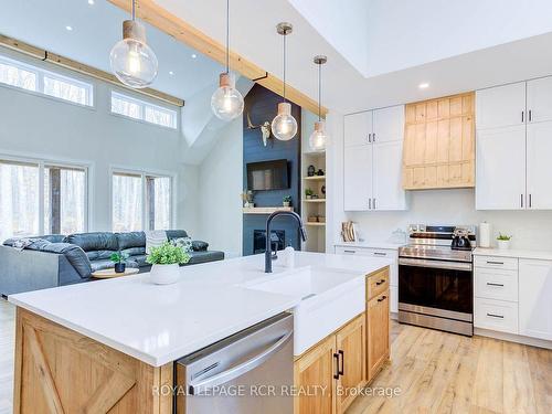 112538 Grey Road 14 Rd, Southgate, ON - Indoor Photo Showing Kitchen