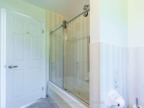 13 Eastern Ave, Prince Edward County, ON - Indoor Photo Showing Bathroom