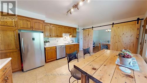 2249 Ross Road, Pembroke, ON - Indoor Photo Showing Kitchen