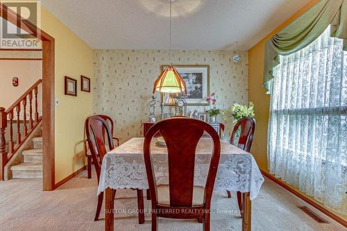 108 Blanchard Crescent, London, ON - Indoor Photo Showing Dining Room