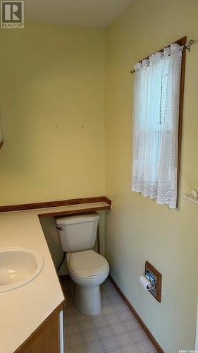 108 Connaught Crescent, Regina, SK - Indoor Photo Showing Bathroom