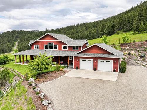 705 Creighton Valley Road, Lumby, BC - Outdoor With Facade