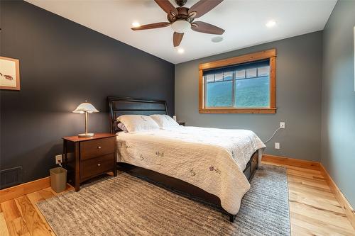 705 Creighton Valley Road, Lumby, BC - Indoor Photo Showing Bedroom