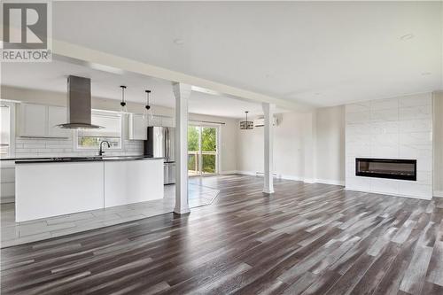 14 Macbeath, Moncton, NB - Indoor Photo Showing Kitchen With Upgraded Kitchen