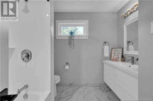 168 Vincent Road, Quispamsis, NB - Indoor Photo Showing Bathroom