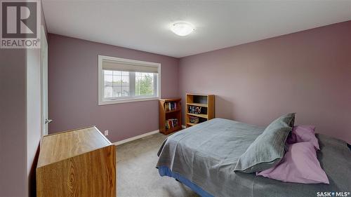 8247 Fairways West Drive, Regina, SK - Indoor Photo Showing Bedroom