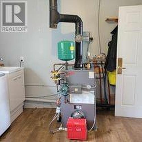 3 Sunset Drive, Badger, NL - Indoor Photo Showing Laundry Room