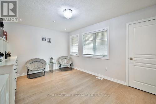 15 Jocada Court, Richmond Hill, ON - Indoor Photo Showing Other Room