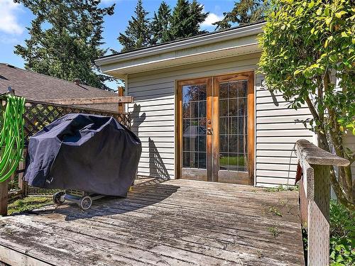 663 Kelly Rd, Colwood, BC 