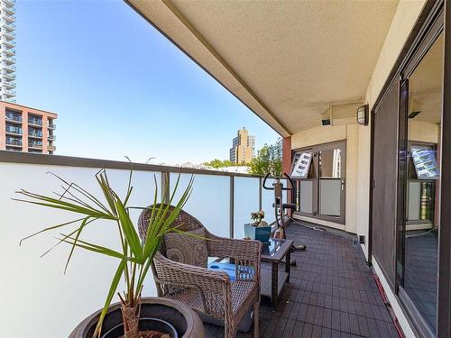 206-770 Cormorant St, Victoria, BC - Outdoor With Balcony With Exterior