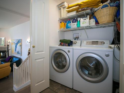 5-83 Peregrine Way, Vernon, BC - Indoor Photo Showing Laundry Room