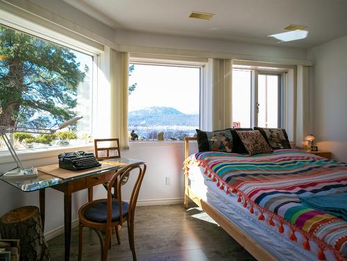 5-83 Peregrine Way, Vernon, BC - Indoor Photo Showing Bedroom