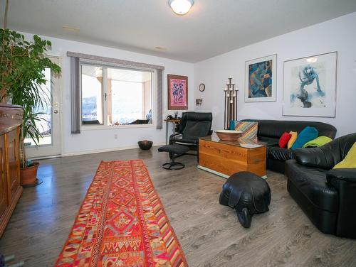 5-83 Peregrine Way, Vernon, BC - Indoor Photo Showing Other Room