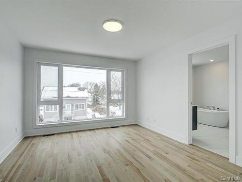 Master bedroom - 3894 Rue Du Collège, Longueuil (Saint-Hubert), QC - Indoor Photo Showing Other Room