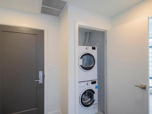 Salle de lavage - 1810-628 Rue St-Jacques, Montréal (Ville-Marie), QC - Indoor Photo Showing Laundry Room