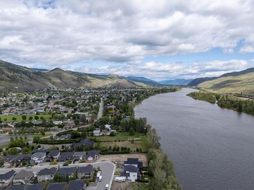 2728 Beachmount Cres, Kamloops, BC 