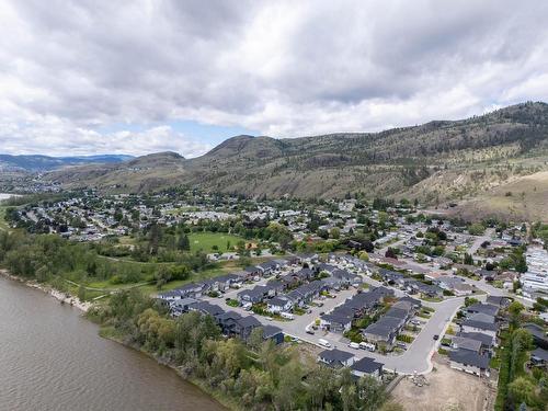 2728 Beachmount Cres, Kamloops, BC 