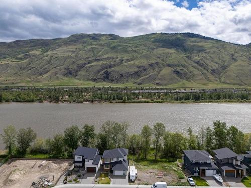 2728 Beachmount Cres, Kamloops, BC 