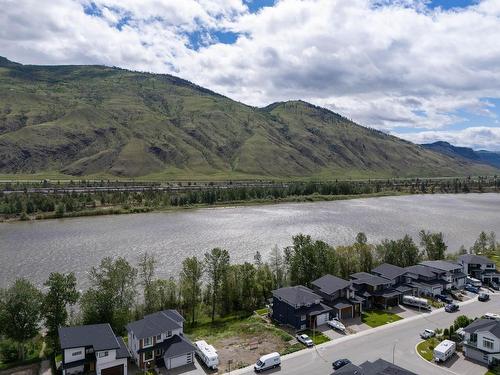 2730 Beachmount Cres, Kamloops, BC 