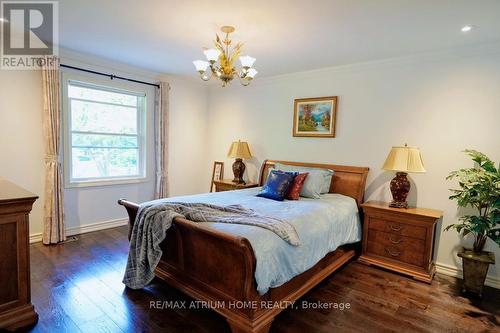 8 Medalist Road, Toronto (St. Andrew-Windfields), ON - Indoor Photo Showing Bedroom