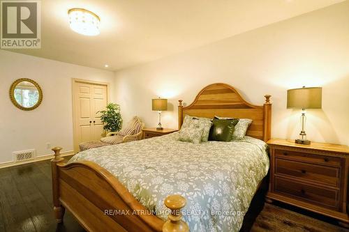 8 Medalist Road, Toronto (St. Andrew-Windfields), ON - Indoor Photo Showing Bedroom