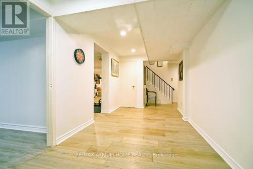 8 Medalist Road, Toronto (St. Andrew-Windfields), ON - Indoor Photo Showing Other Room