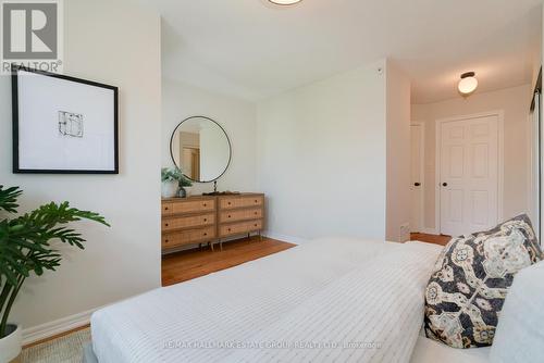 20B Leaside Park Drive, Toronto, ON - Indoor Photo Showing Bedroom