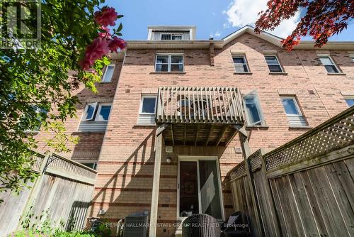 20B Leaside Park Drive, Toronto, ON - Outdoor With Exterior