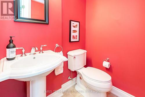 1402A Eglinton Avenue W, Toronto, ON - Indoor Photo Showing Bathroom