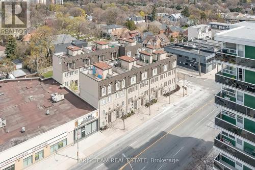 1402A Eglinton Avenue W, Toronto, ON -  Photo Showing Kitchen